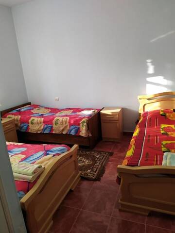 Фото номера Трехместный номер «Комфорт» с душем Гостевой дом Sisian b&amp;b г. Сисиан 3